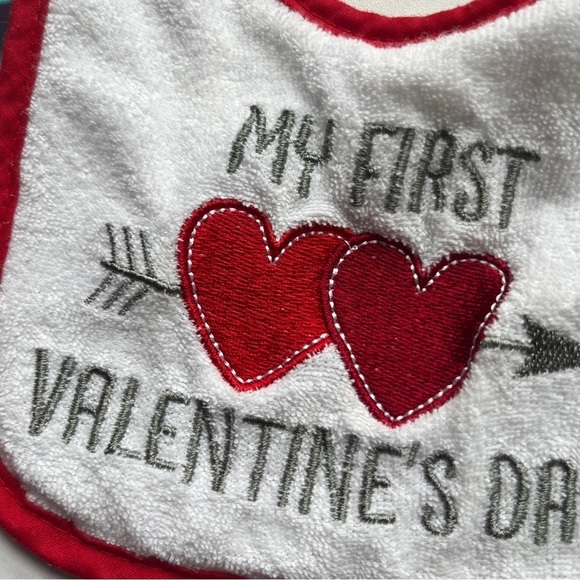 +10 Baby Girl Boy Infant Feeding Bibs Christmas Easter Birthday Valentine’s Day - Picture 4 of 7